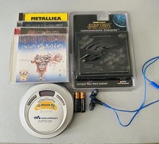 SONY DISCMAN D-EJ620 CD Player Iron Maiden Metallica CD Bundle Sony Headphones