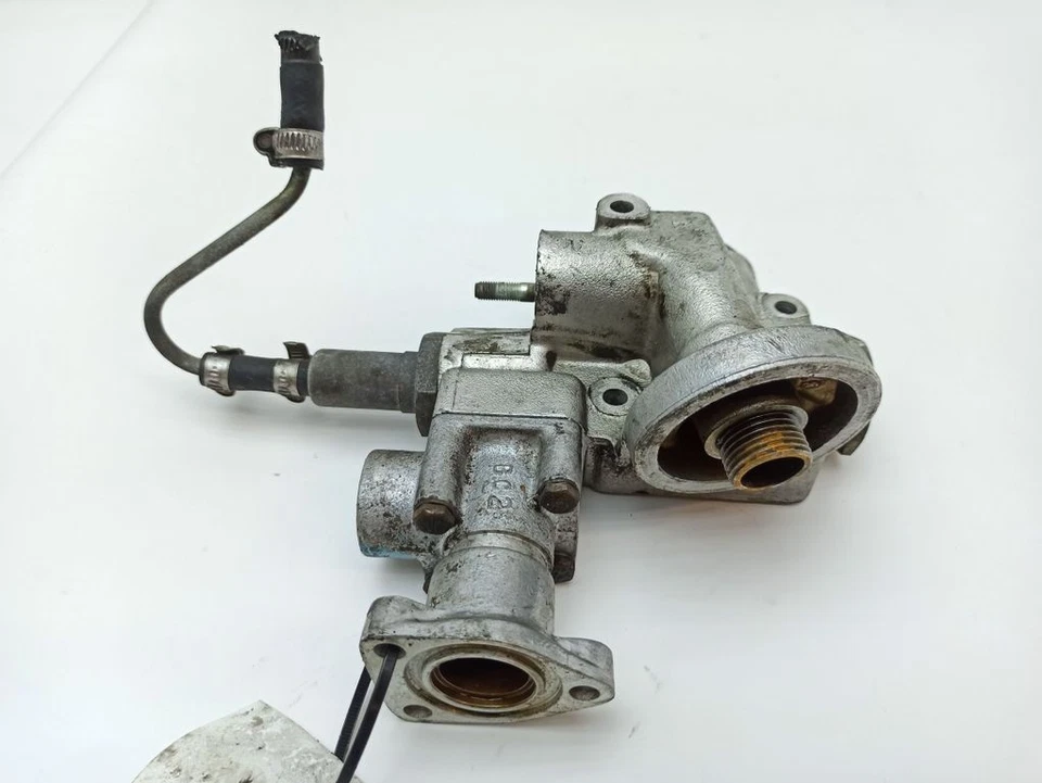 Jaguar XJS 1985 Petrol 5.3 V12 oil filter mounting bracket C6789PA LIS4636 - Image 3 of 4