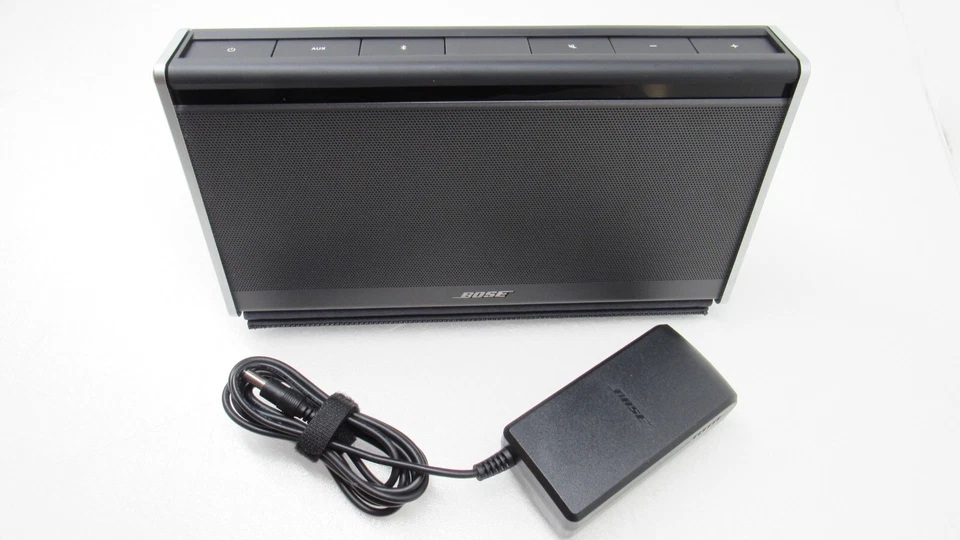 Bose SoundLink Bluetooth 404600 Wireless Mobile Speaker Portable Series II G2U - Image 2 of 4