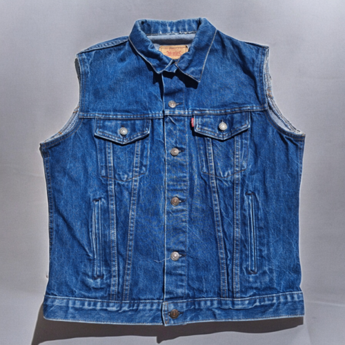 Levis Gilet jeans mod 70506 blu vintage 90S fatto in Gt.Britain tg.40(UK)veste M - Foto 1 di 7