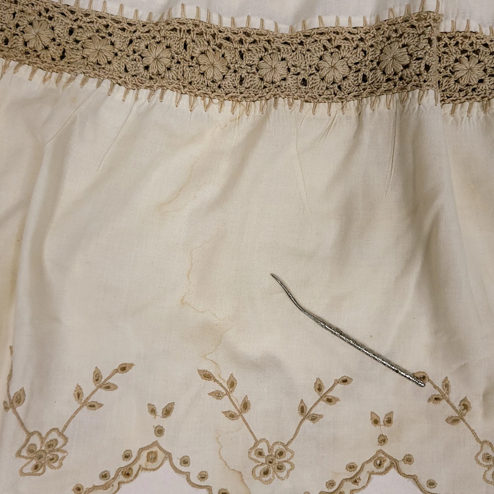 OFF WHITE Abito vintage uncinetto donna M marrone bianco sporco floreale senza maniche ricamato LEGGI