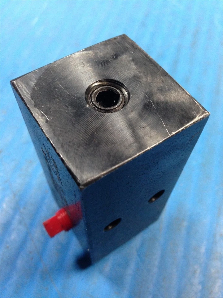 VÁLVULA LIMITE DE PRESSÃO ENERPAC PLV40013B USADA 5000 PSI MAX / 350 BAR (O1) - Imagem 4 de 4