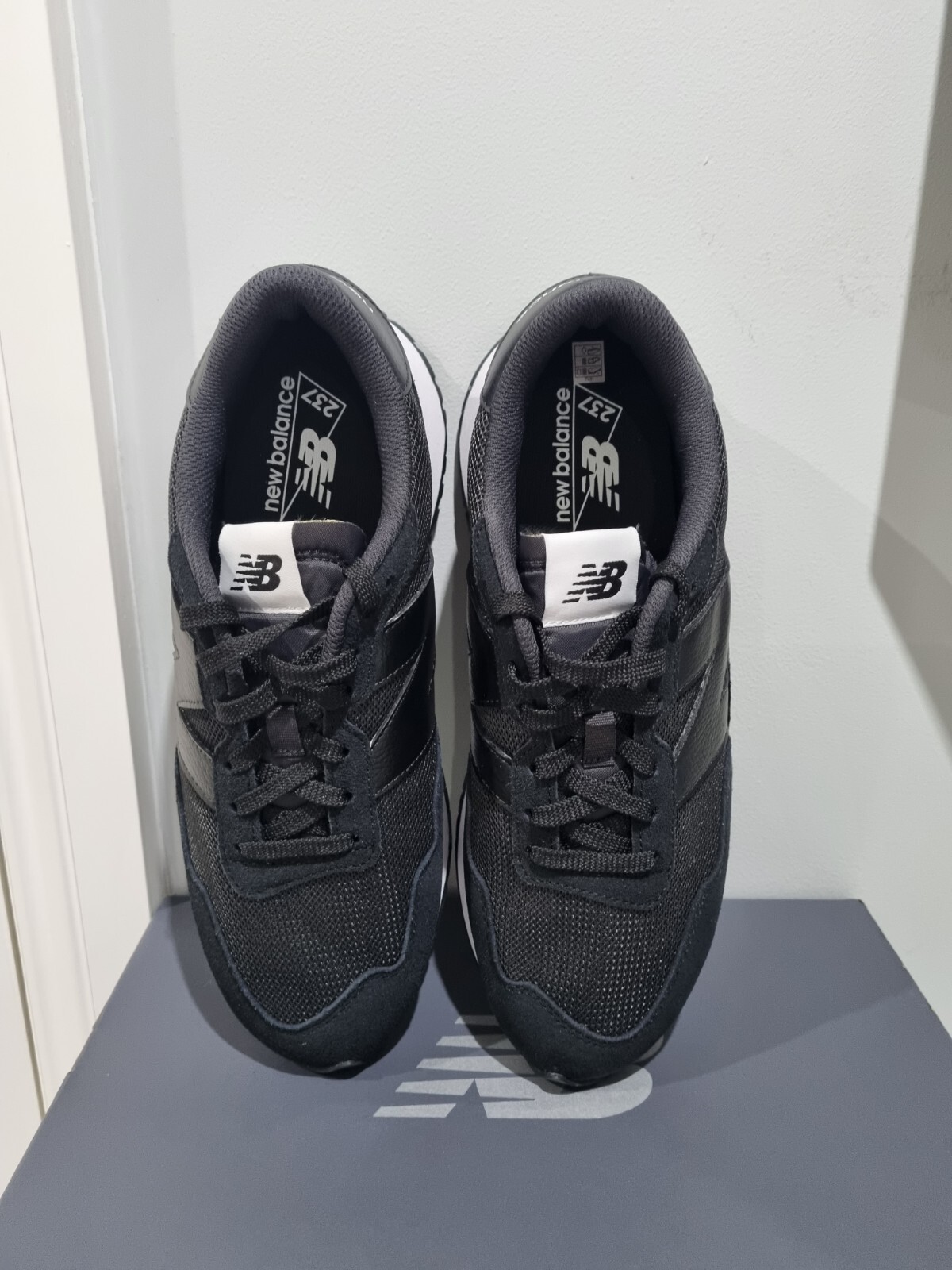 Mens New Balance 237 Trainers Size 9 eBay