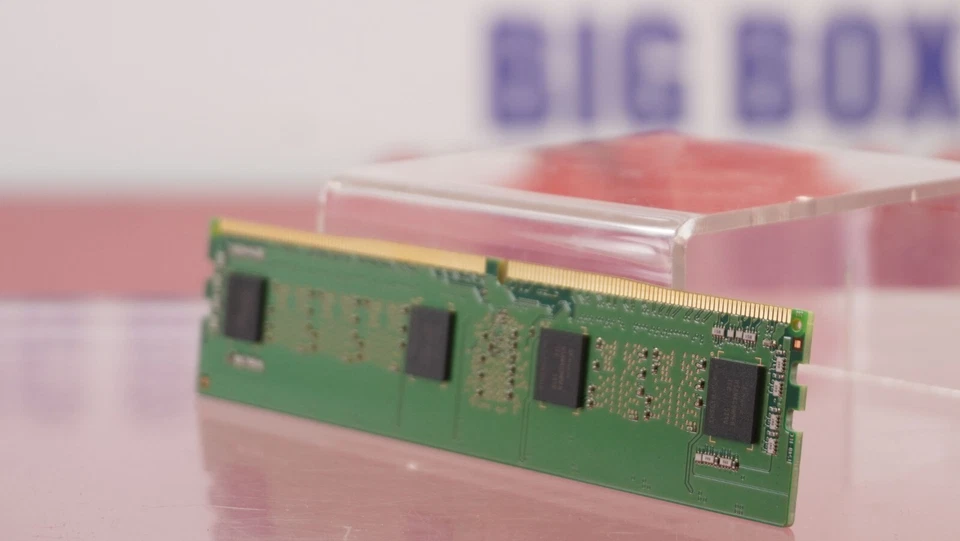 Lenovo 4X70G78060 Compact DDR4 2133 MHz RAM Memory Module - New Open Box - Image 2 of 4