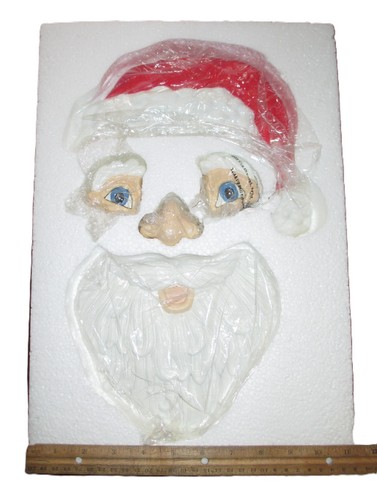 Santa Tree Face Decoration Faces In The Woods NEW Rare Currently Unavailable - Picture 7 of 9