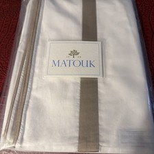 Matouk Standard Pillowcases TWO Louise White Khaki 500 tc Bergamo Percale New