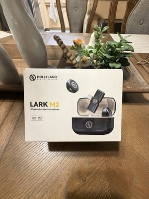 Hollyland Lark M2 Wireless Lavalier Microphone   USB-C Version   New 