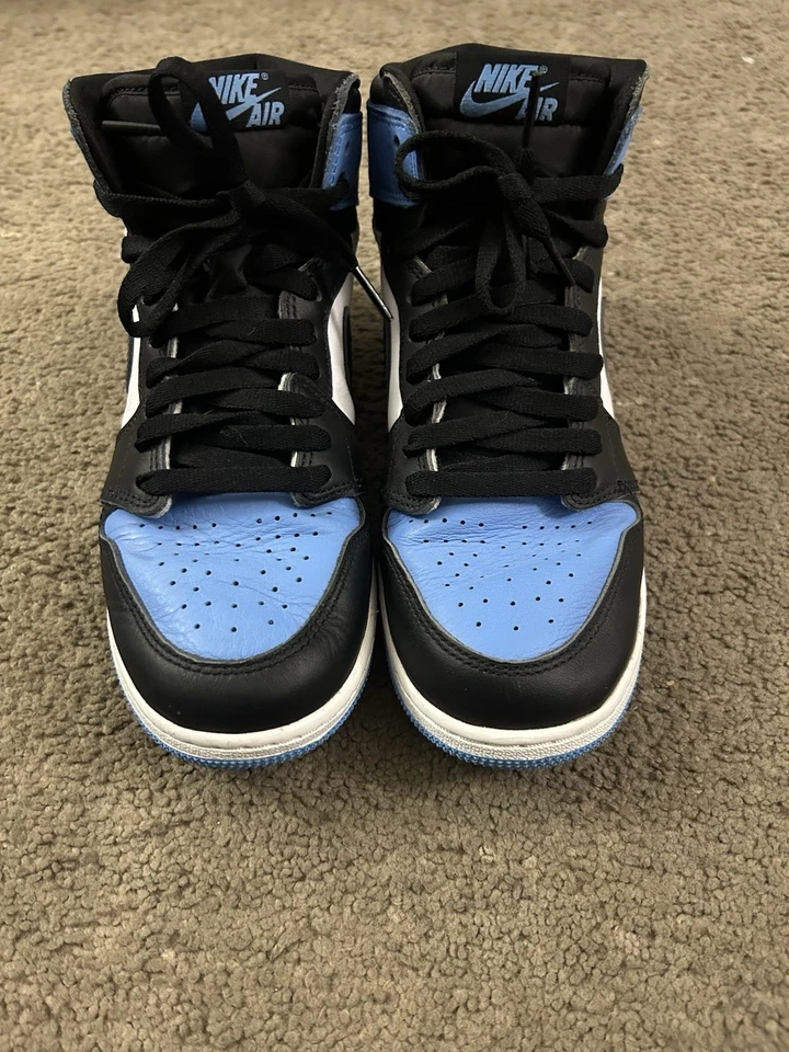 Jordan 1 Retro Puntera Alta OG UNC - Talla 7 Foto 2 de 4