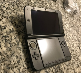 Nintendo 3DS XL Black Handheld Console NTSC Wi-Fi 4GB with Replacement Charger