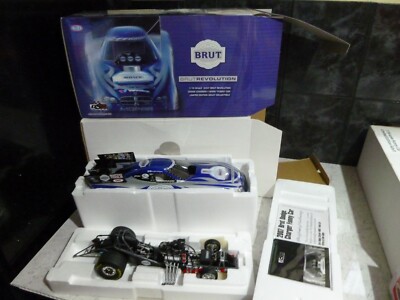Don Schumacher 1.16 Brut Revolution Dodge Charger Funny Car White Baze mehr MIB