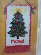 VTG 11" x 20" Creative Circle Latch Hook Christmas Kit #2191 NOEL Wall Hanging 