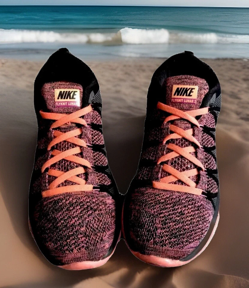 NIKE “FLYKNIT” LUNAR 2 RUNNING/WALKING SHOE MULTI COLOR WOMEN’S SIZE 10 - Image 4 of 4