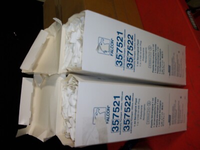LOT OF APPROX 200 FALCON BECTON  357521 SEROLOGICAL PIPET 1ML W/PLUG