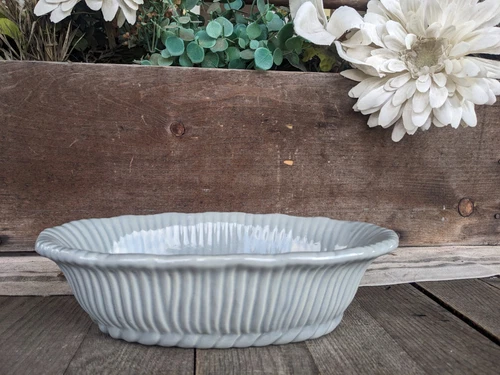 Vintage Royal Haeger Grayish/Blue Ribbed Planter #3273