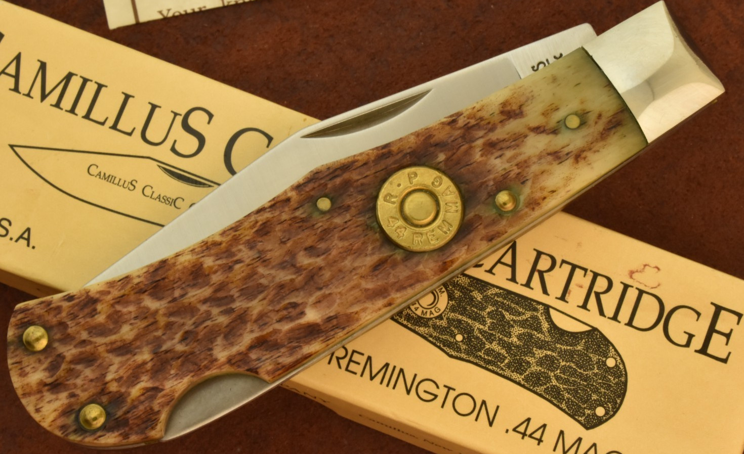 VINTAGE CAMILLUS USA BONE JUMBO LOCKBACK BULLET CARTRIDGE TRAPPER KNIFE (34196)