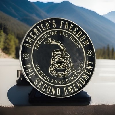 THE SECOND AMENDMENT AMERICA S FREEDOM LAPEL PIN NEW