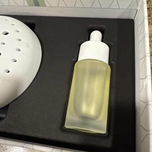 Nest New York Wellness Portable Diffuser Kit Wild Mint Eucalyptus No Charger B4 - Picture 3 of 5