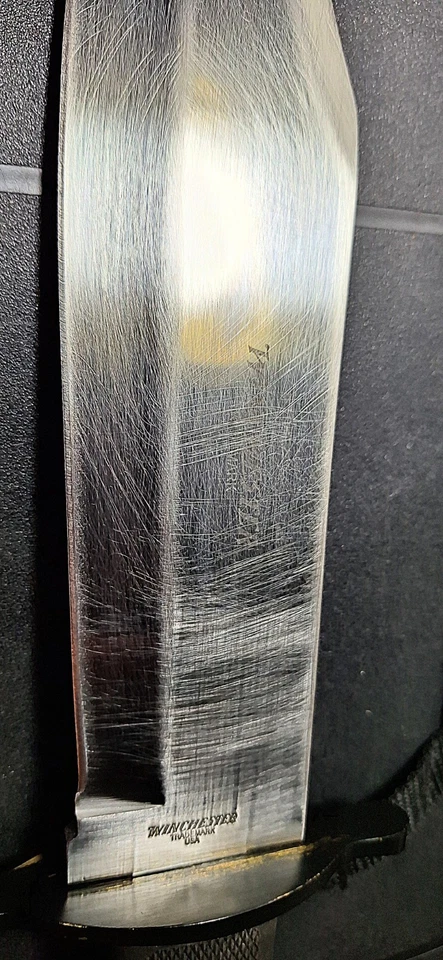 Cuchillo y funda Winchester Bowie Foto 3 de 4