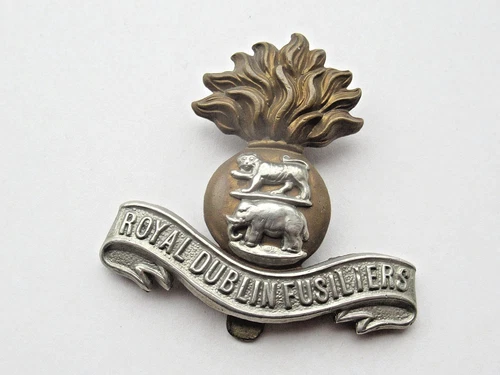 Royal Dublin Fusiliers (RDF) WW1 Era Cap Badge
