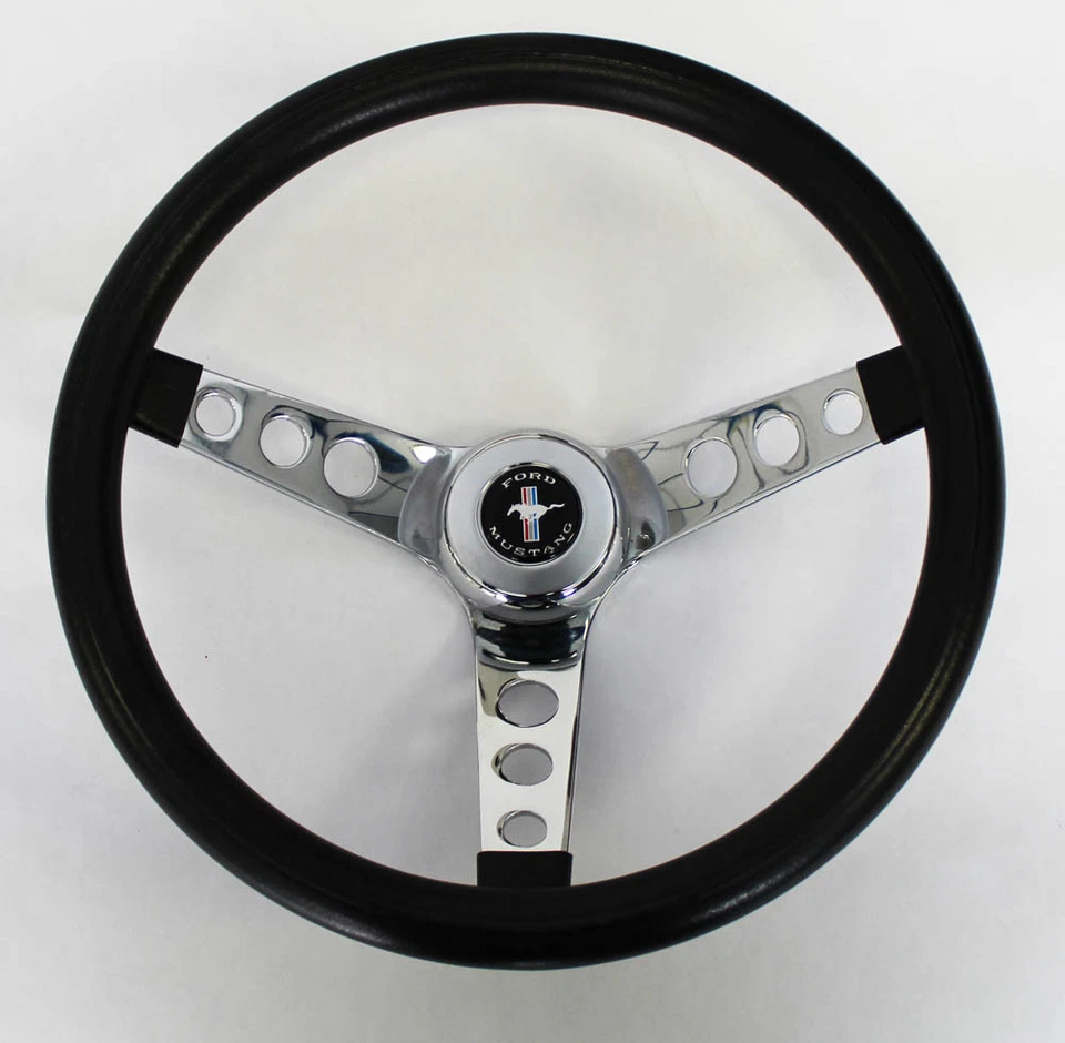 ¡NUEVO! Mustang 1965-1969 volante negro Grant 13 1/2" con radios cromados Foto 2 de 4
