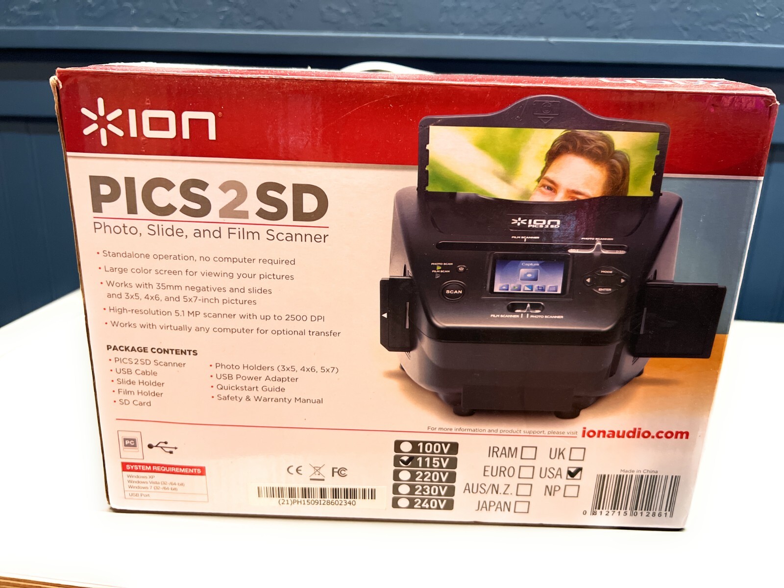 ION Pics 2 SD Photo Slide & Film Scanner w/ SD Card and film holder
