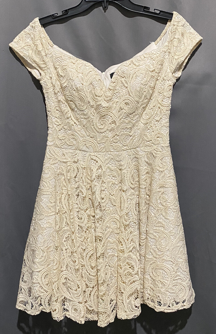 B Smart Cream Colored Homecoming, Prom, Fancy, Wedding, Formal Dress Size 9  | eBay