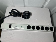 Perma Power WIREMOLD M620BZLS 18" PUTTY WHITE W/ 6 5-20R RECEPTACLES