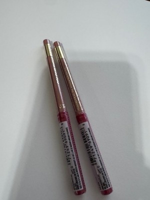 (2Pk) L'Oreal Paris Colour Riche Lip Liner Pencil #300 Le Rouge Paris (True Red)