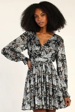 Lulus Cute and Charming Black Floral Lurex Long-Sleeve Pleated Mini Dress Medium