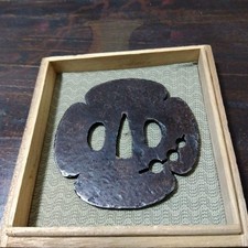Antique Japanese Tsuba Samurai Katana Sword Guard Iron H-0104