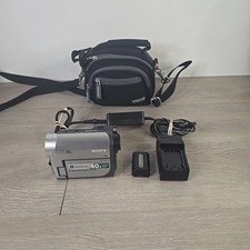 Sony Handycam DCR-HC38 MiniDV Camcorder w/ NightShot Plus 40x Zoom Tested Bag