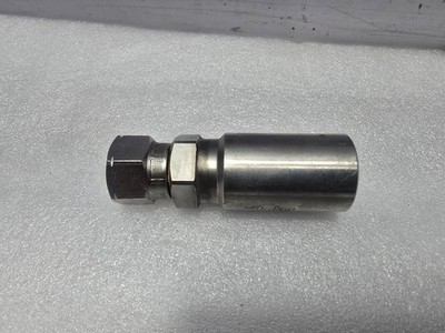 Parker E213JFC4 Crimped Thermoplastic Oil & Gas Hose Fittings