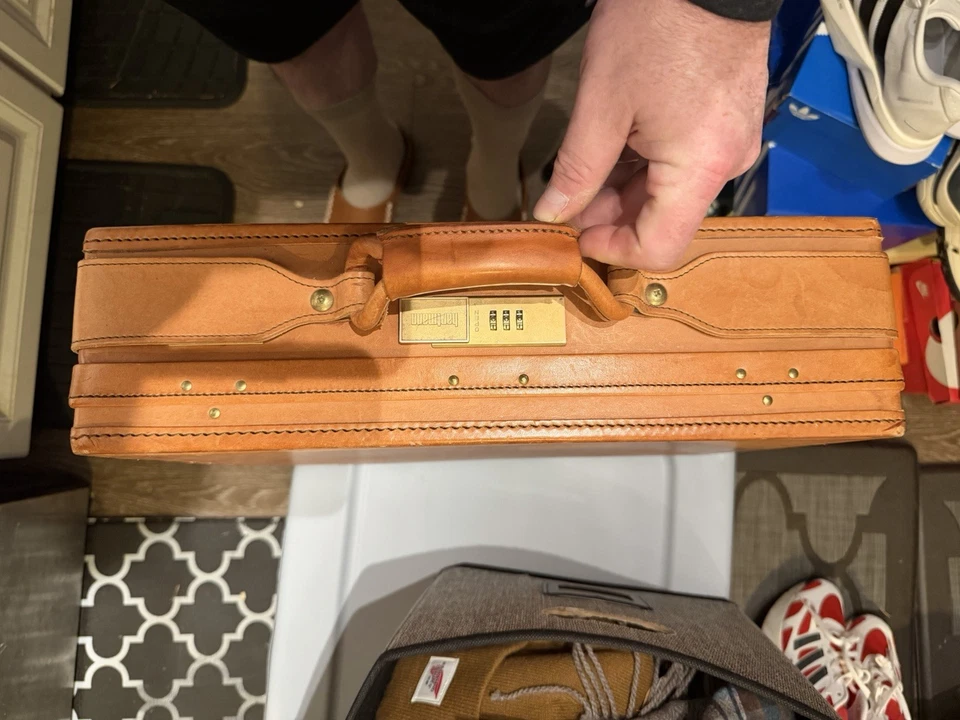 HARTMANN Natural Belting Leather Deluxe Slimline Attache Briefcase Bag Rare - Image 3 of 4