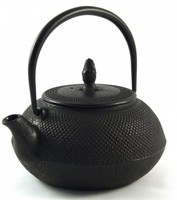 Cast Iron Teapot With Hailstone Pattern In Black - 800ml Cast Iron Teapot With Hailstone Pattern In Black - 800ml