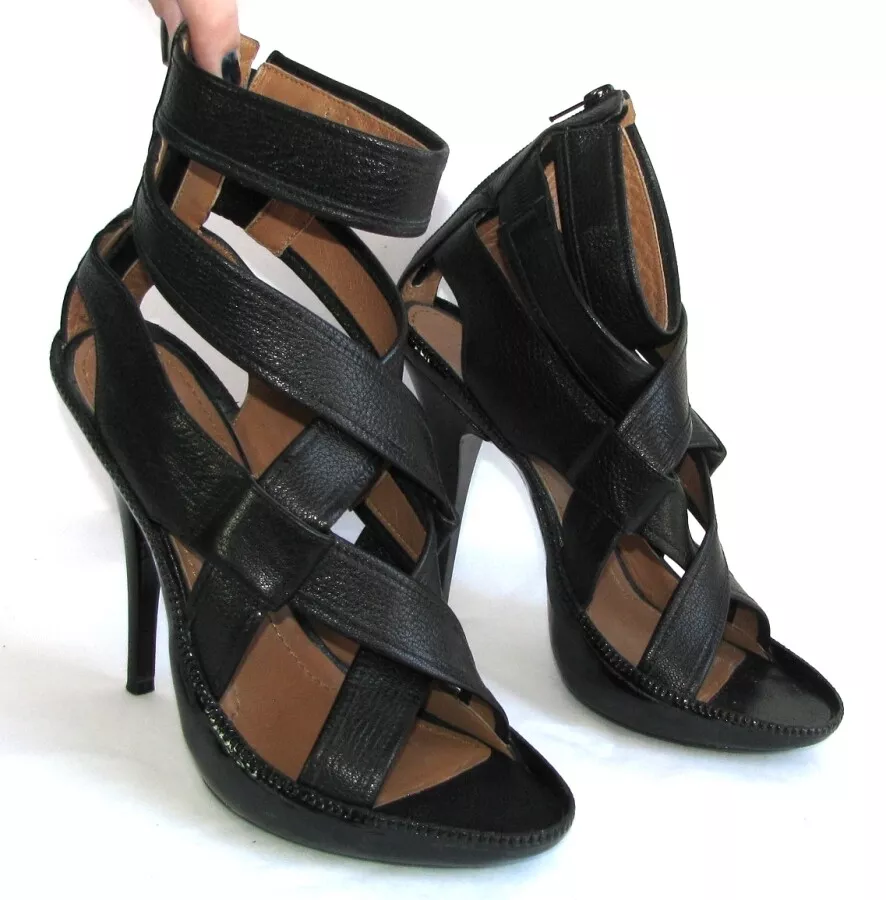 GIVENCHY Sandales montantes talons 13 cm cuir noir 40 EXCELLENT