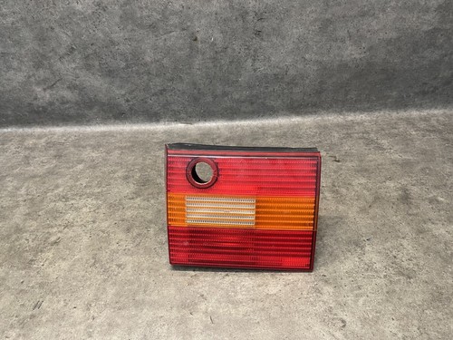 VW Passat 35i Facelift Variant Rücklicht Rückleuchte rechts innen #23470