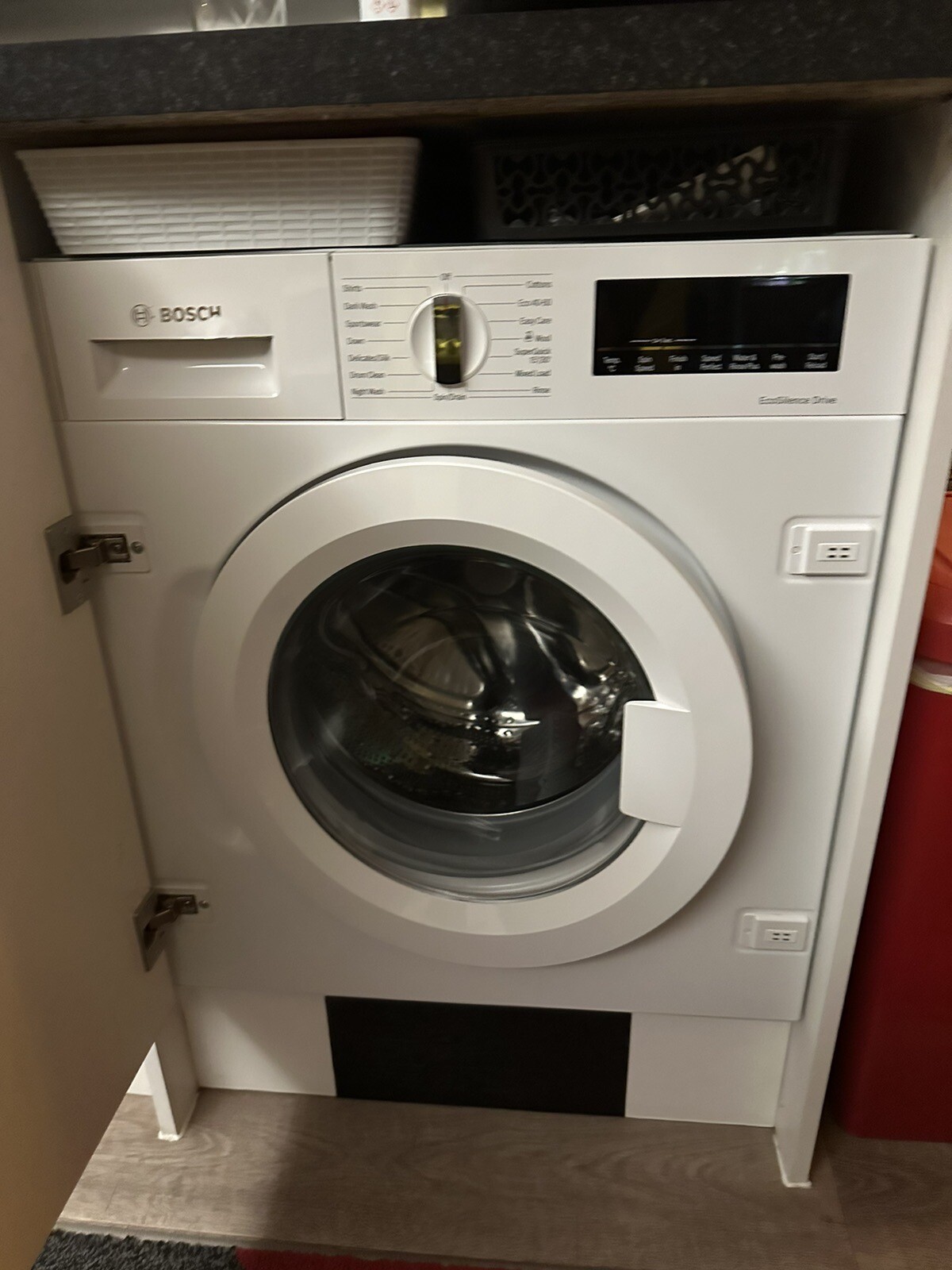 Bosch WIW28501GB Serie 8 8Kg 1400 Spin Fully Integrated Washing Machine