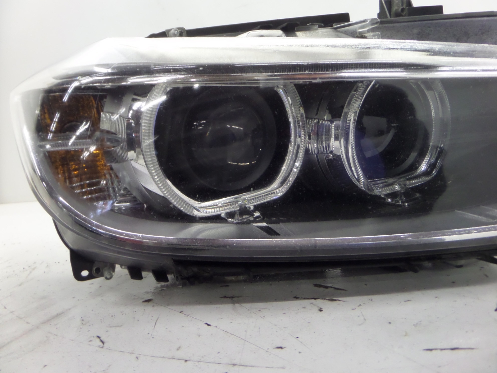 12-15 BMW F30 Sedan Right Adaptive Xenon Headlight 320i 328i 335i 