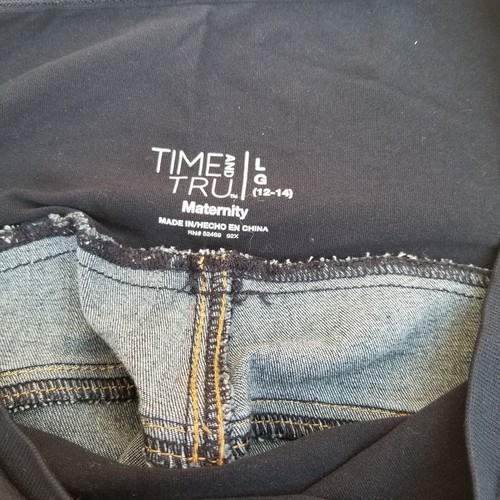 Two Pair Time & Tru Women's Maternity Blue Jeans Size Large (12-14) - Picture 5 of 12