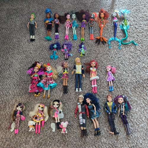 Huge Lot of 26 Monster High Ever After High Descendants Pinkie Cooper Dolls +Acc