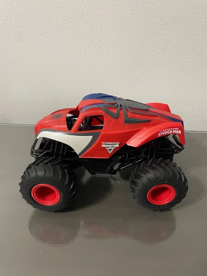 Marvel Spider-Man RC Monster Truck, All-Terrain, Great Condition *NO CONTROLLER* - Image 3 of 4