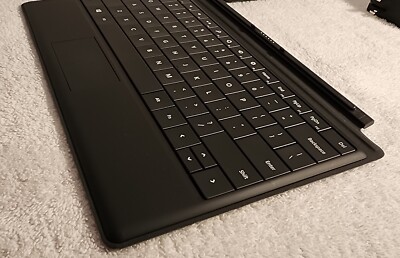 Microsoft Surface Windows RT - Model 1516 - 32GB Quad Core