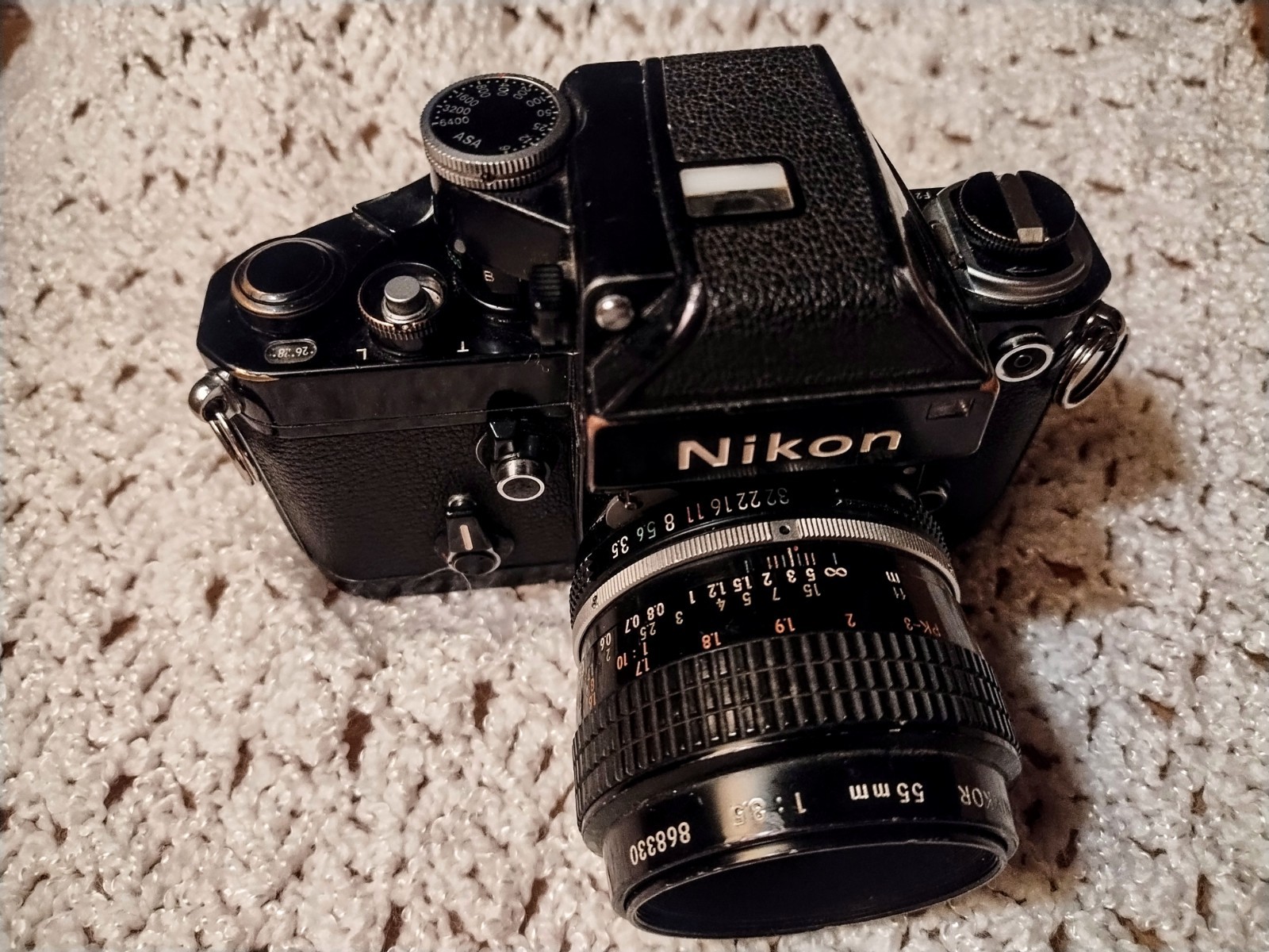 Nikon F2 Photomic with 55mm F3.5 Macro Nikkor + DP-1 Prism  