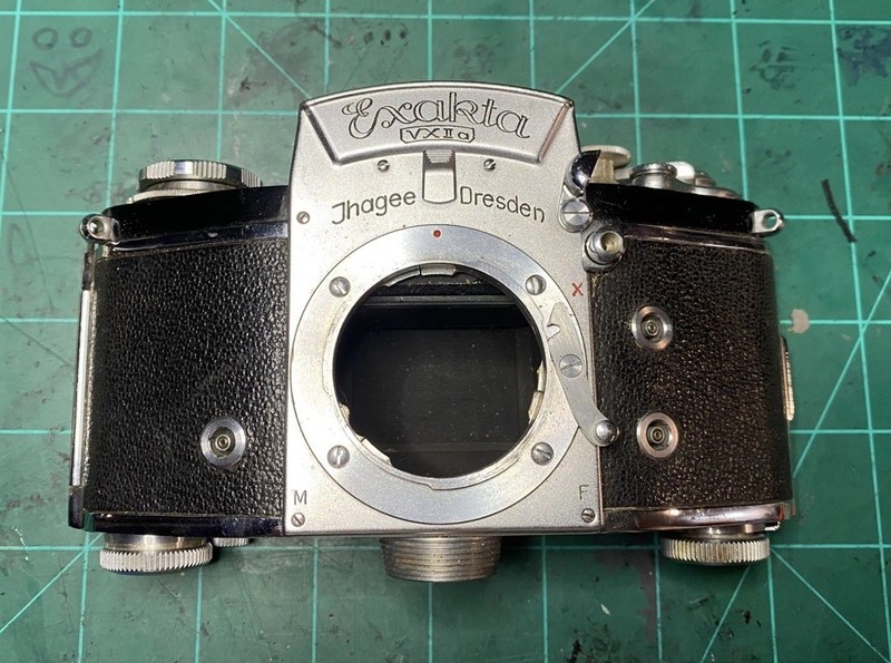 (PARTS OR REPAIR) IHAGEE EXAKTA VXIIA BODY, VERSION 3 (USSR Occupied)