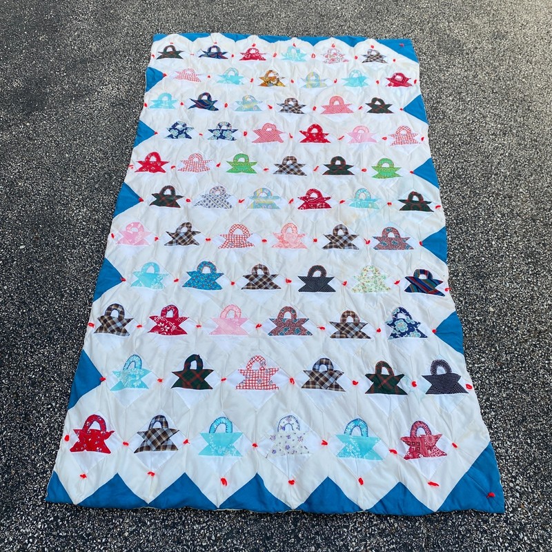 Vintage Handmade Basket Applique Quilt White Blue Patchwork Throw 82x46