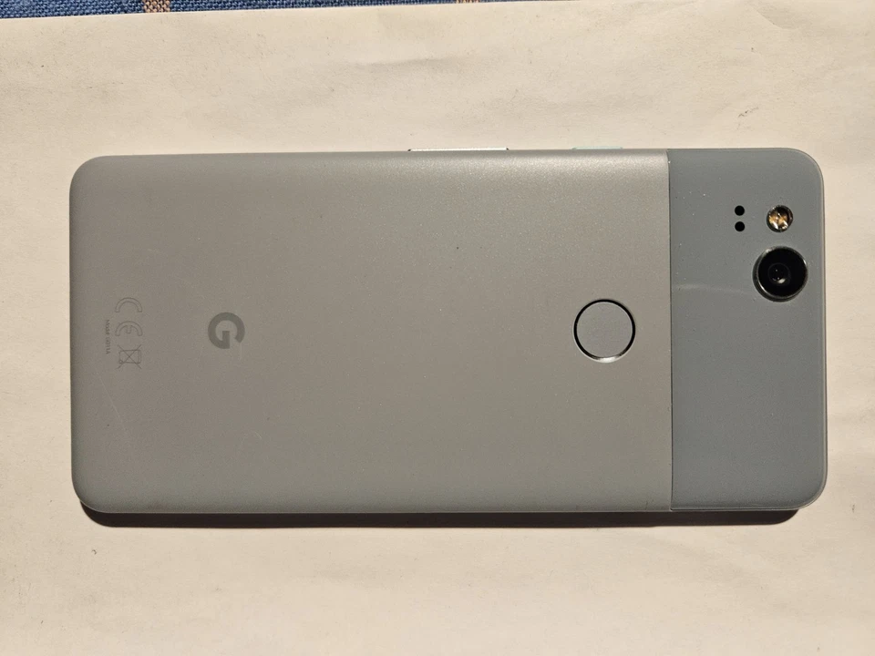 Google Pixel 2 - 64GB - Azzurro Smontato Non Funzionante - Immagine 2 di 4