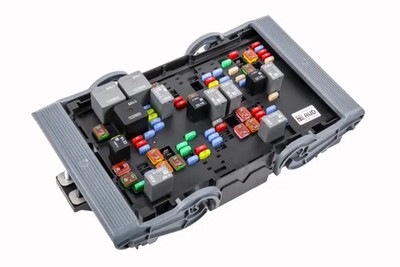 Genuine GM Engine Wiring Harness Junction Block 22798218