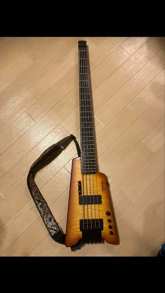 Preços baixos em Guitarra baixo elétrico de 5 Cordas Steinberger