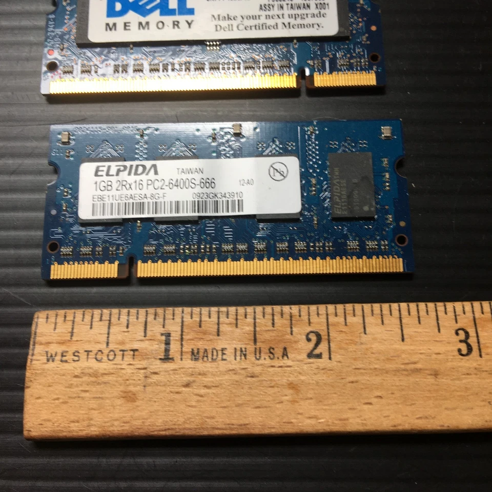 2PCS ELPIDA Dell SNPPP102C / 1G 2Rx16 PC2-6400S-666 Laptop Memory - Image 4 of 4