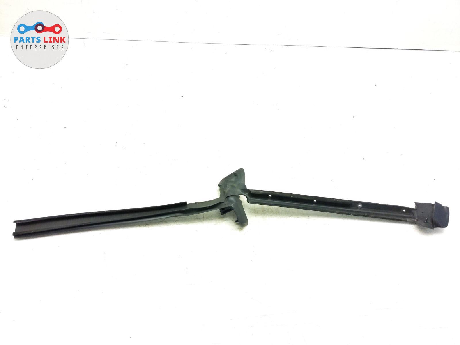 2008-2014 FERRARI CALIFORNIA REAR LEFT QUARTER LINING GASKET TRIM MOLDING F149